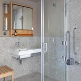 Locke at Broken Wharf, Bild 5