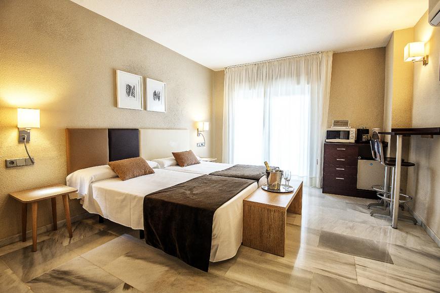 3 Sterne Familienhotel: Flatotel - Benalmadena, Costa del Sol (Andalusien), Bild 2