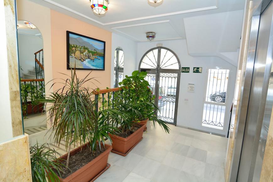 2 Sterne Hotel: HC Burriana Playa - Nerja, Costa del Sol (Andalusien), Bild 5