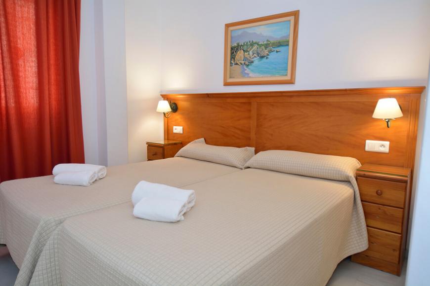 2 Sterne Hotel: HC Burriana Playa - Nerja, Costa del Sol (Andalusien), Bild 2