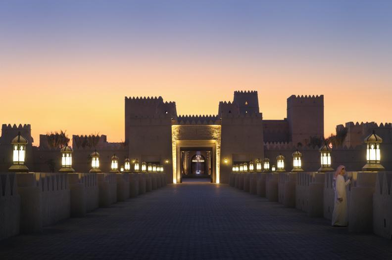 5 Sterne Hotel: Qasr Al Sarab Desert Resort By Anantara - Liwa Desert, Abu Dhabi