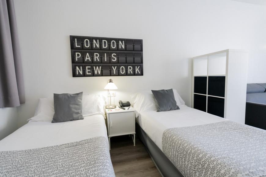 3 Sterne Hotel: Atenea Calabria - Barcelona, Katalonien, Bild 2