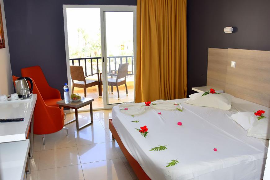 4 Sterne Familienhotel: Eden Star - Zarzis, Oase Zarzis, Bild 3