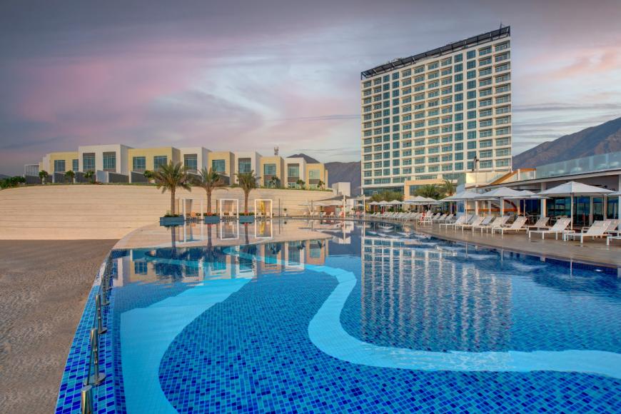 5 Sterne Hotel: Royal M Hotel & Resort Al Aqah Beach - Fujairah, Fujairah