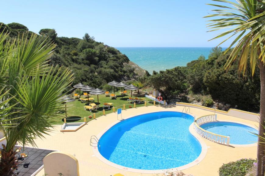 4 Sterne Familienhotel: Rocha Brava - Carvoeiro, Algarve, Bild 2