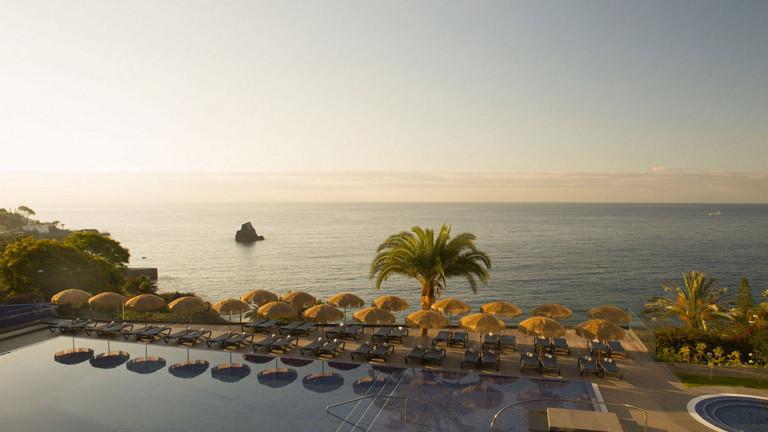4 Sterne Hotel: Baia Azul - Funchal, Madeira, Bild 2