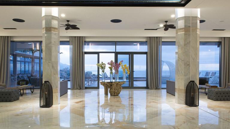 4 Sterne Hotel: Baia Azul - Funchal, Madeira, Bild 4