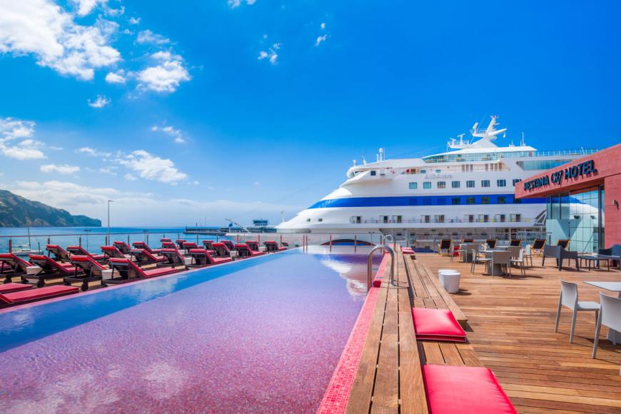 4 Sterne Hotel: Pestana CR7 - Funchal, Madeira, Bild 2