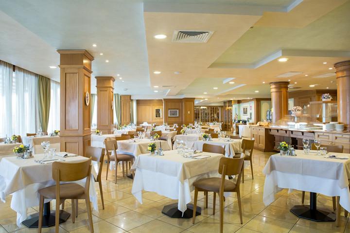 4 Sterne Hotel: Pineta Campi - Tremosine, Gardasee, Bild 3