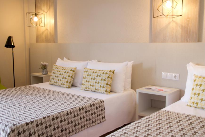 4 Sterne Hotel: ALEGRIA Plaza Paris - Lloret de Mar, Costa Brava (Katalonien), Bild 2