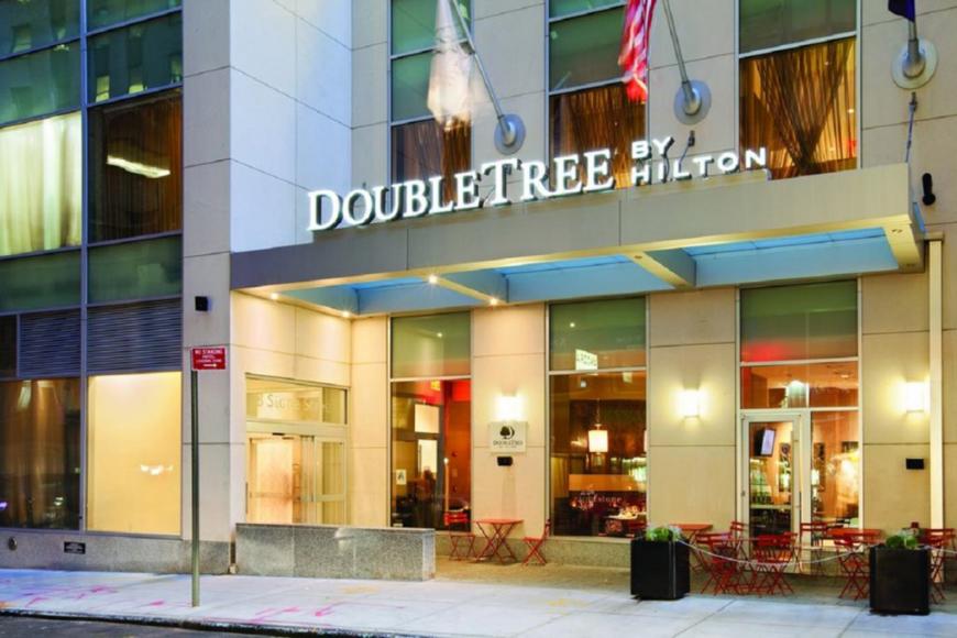 4 Sterne Hotel: DoubleTree by Hilton New York Downtown - New York, New York