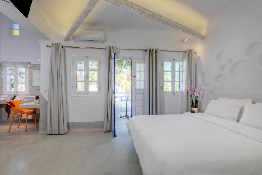 4 Sterne Hotel: Kouros Village - Perissa, Santorini, Bild 6