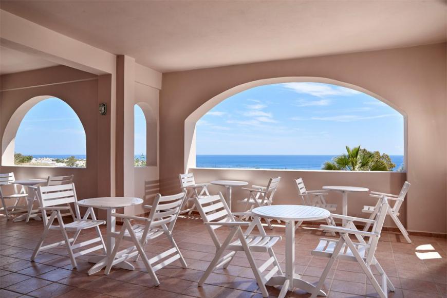 3 Sterne Hotel: Terra Blue - Kamari, Santorini, Bild 3