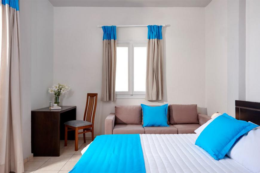 3 Sterne Hotel: Terra Blue - Kamari, Santorini, Bild 7