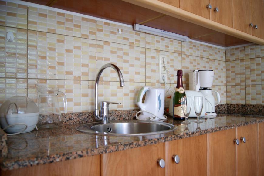 2 Sterne Hotel: Ecuador - Playa del Ingles, Gran Canaria (Kanaren), Bild 6