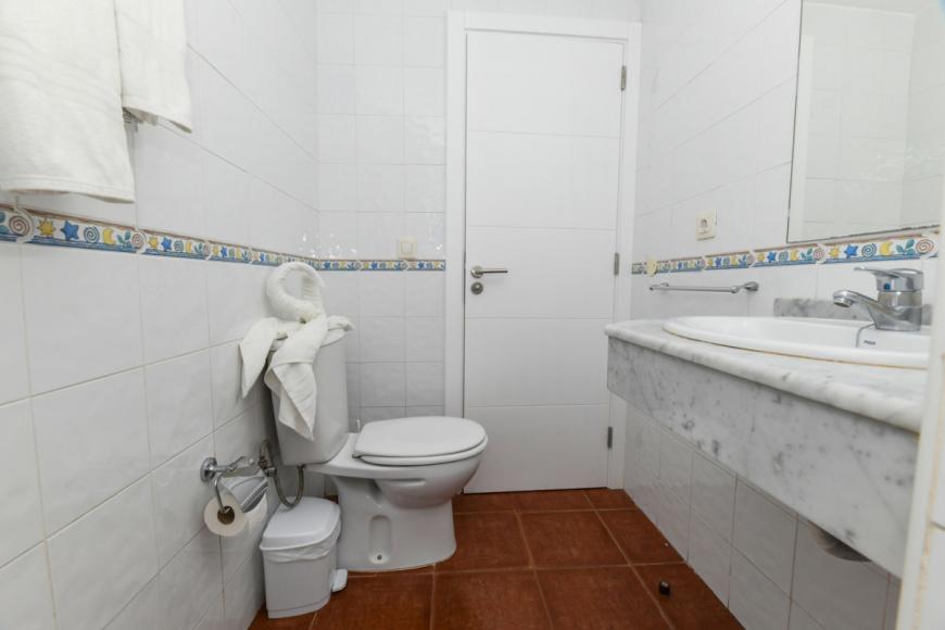 2 Sterne Hotel: Apartamentos LIVVO Puerto Bello - Puerto Rico, Gran Canaria (Kanaren), Bild 6