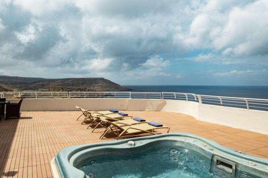 5 Sterne Familienhotel: Radisson Blu Resort & Spa Malta Golden Sands - Golden Bay, Malta, Bild 7