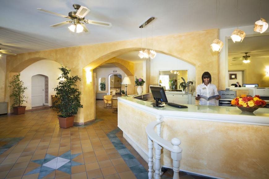 4 Sterne Hotel: Rocce Sarde - San Pantaleo, Sardinien, Bild 2