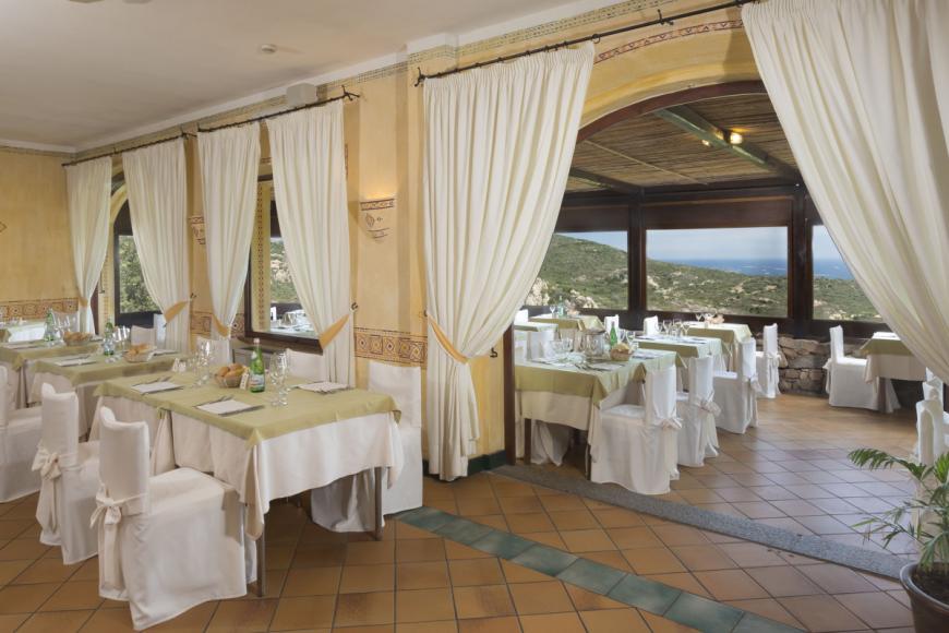 4 Sterne Hotel: Rocce Sarde - San Pantaleo, Sardinien, Bild 10