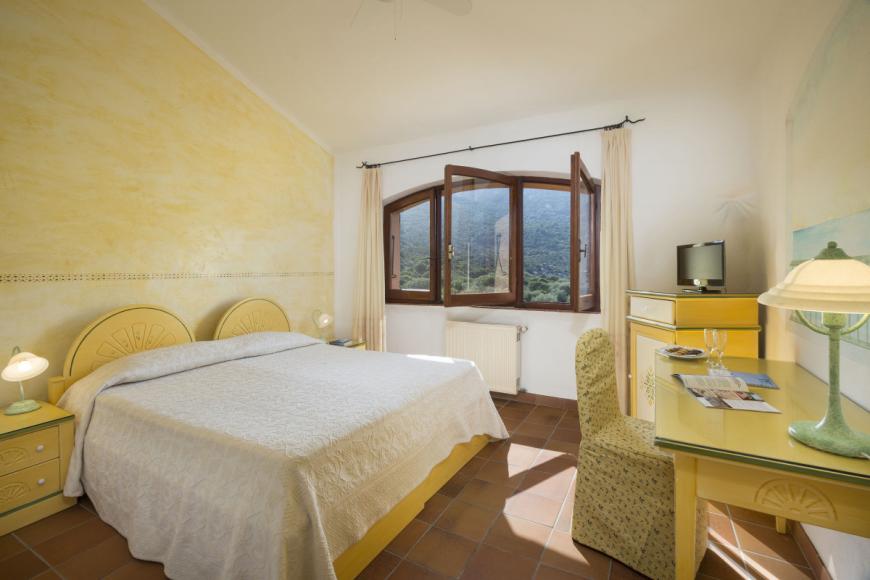 4 Sterne Hotel: Rocce Sarde - San Pantaleo, Sardinien, Bild 4