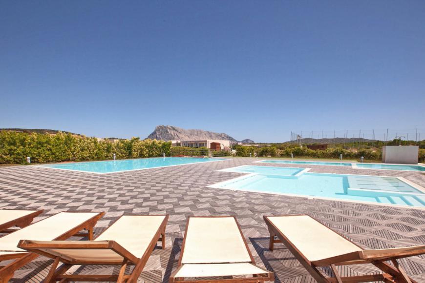 4 Sterne Hotel: Resort Grande Baia - San Teodoro, Sardinien, Bild 2