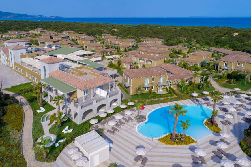 4 Sterne Hotel: Is Serenas Badesi Village - Badesi, Sardinien, Bild 2