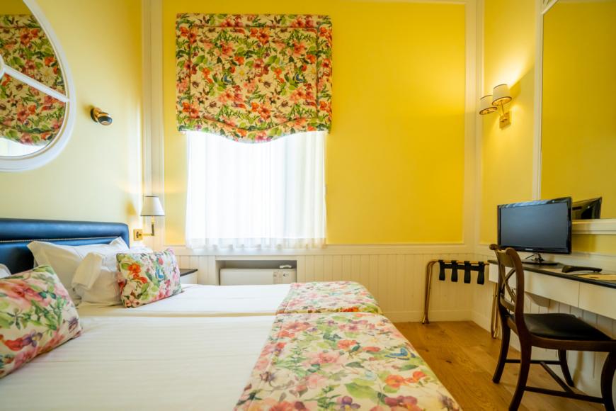 3 Sterne Hotel: Grande Hotel Do Porto - Porto, Costa Verde, Bild 5