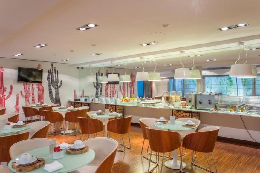 4 Sterne Hotel: Porto Trindade - Porto, Costa Verde, Bild 4