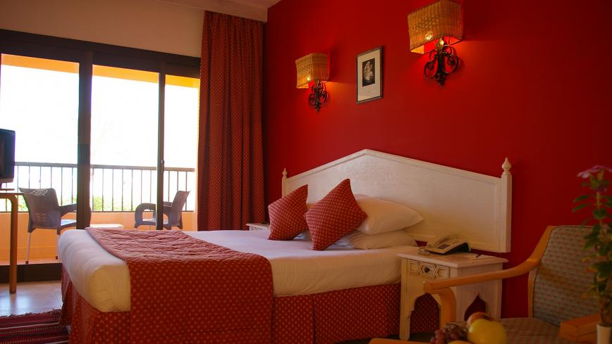 4 Sterne Hotel: Flamenco Beach & Flamenco Resort - El Quseir, Rotes Meer
