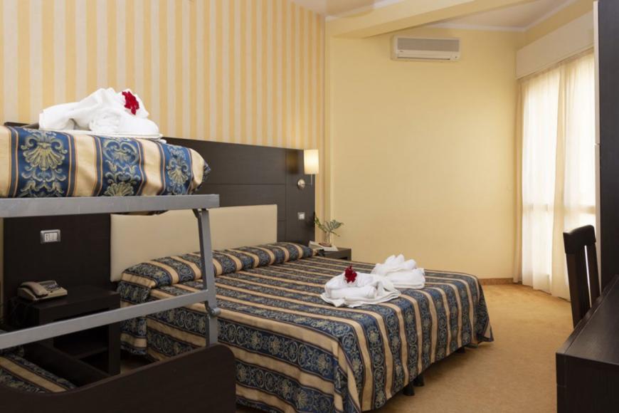 3 Sterne Hotel: Hotel Bikini Tropicana - Lido di Savio, Emilia-Romagna, Bild 5