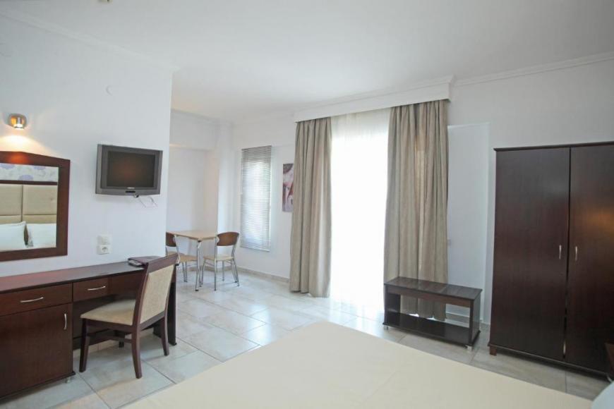 3 Sterne Hotel: Naias Beach Hotel - Hanioti, Chalkidiki, Bild 8