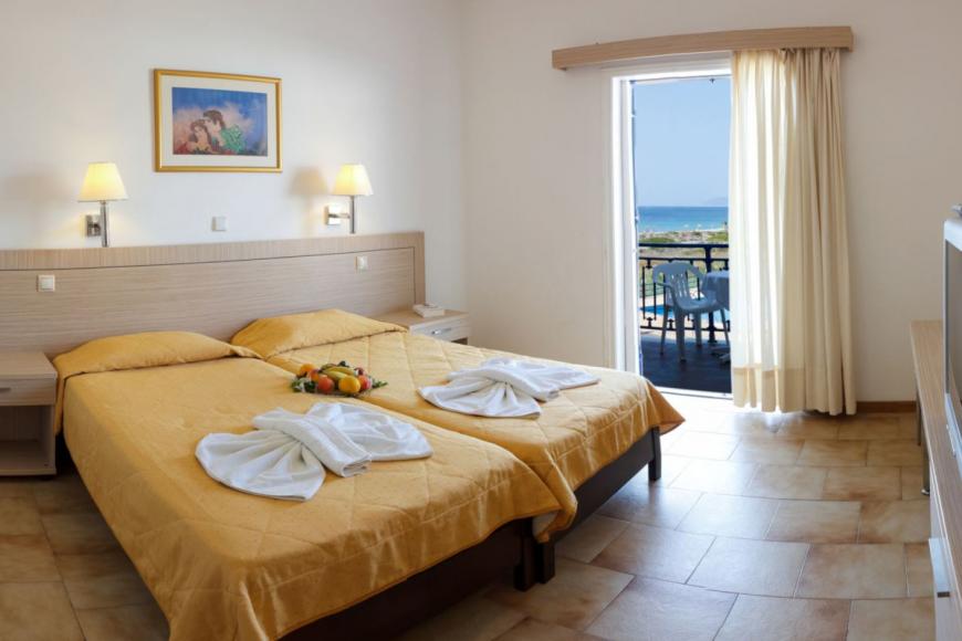 3 Sterne Hotel: Saint Nicholas - Mykali Beach (Psili Ammos), Samos, Bild 4