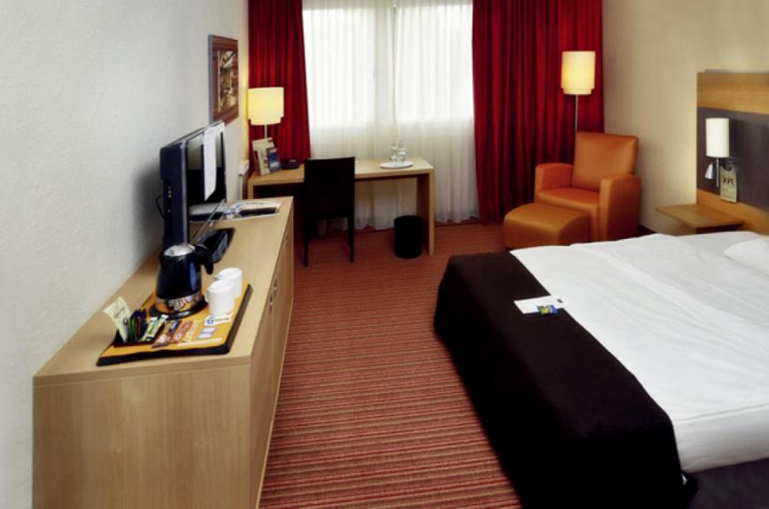 4 Sterne Hotel: elaya hotel stuttgart böblingen - Böblingen, Bild 3