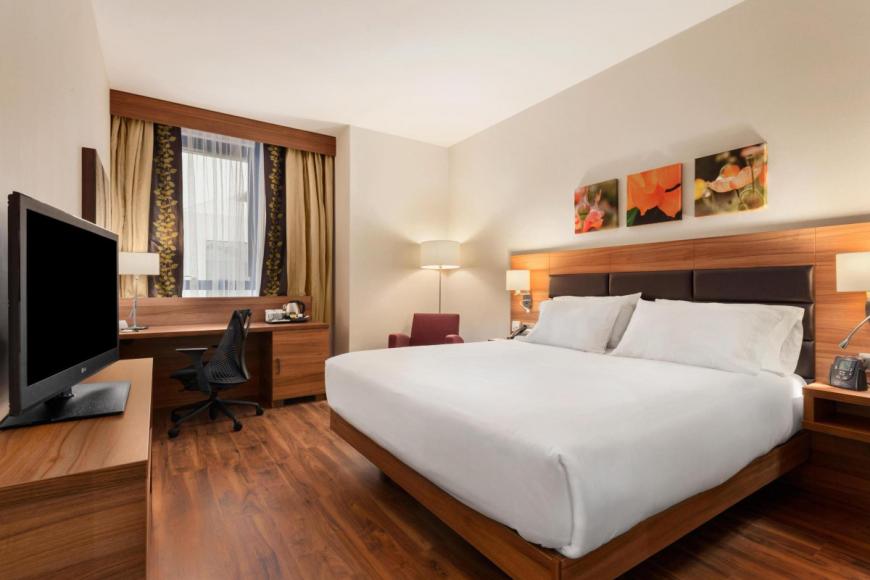 4 Sterne Hotel: Hilton Garden Inn Sevilla - Sevilla, Andalusien, Bild 4