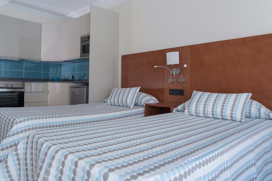 3 Sterne Familienhotel: Las Adelfas - Puerto del Carmen, Lanzarote (Kanaren), Bild 7