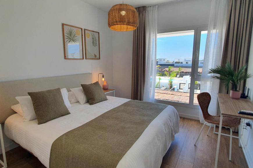 4 Sterne Hotel: Serena Holiday Homes by LIVVO - Playa Blanca, Lanzarote (Kanaren), Bild 2