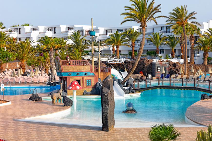 4 Sterne Familienhotel: H10 Suites Lanzarote Gardens - Costa Teguise, Lanzarote (Kanaren)