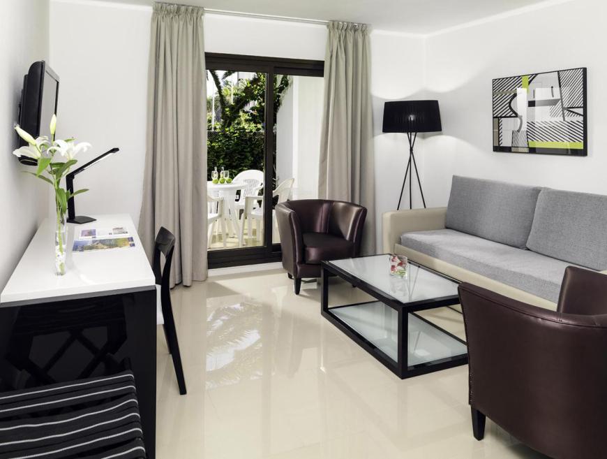 4 Sterne Hotel: H10 White Suites - Adults Only - Playa Blanca, Lanzarote (Kanaren), Bild 6