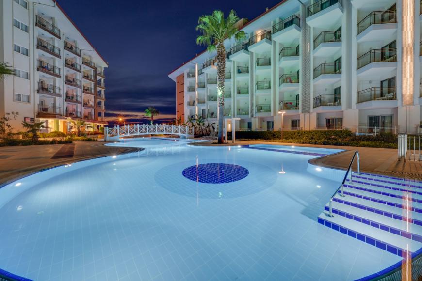 4 Sterne Hotel: Ramada Hotel & Suites by Wyndham Kusadasi - Kusadasi, Türkische Ägäis, Bild 2