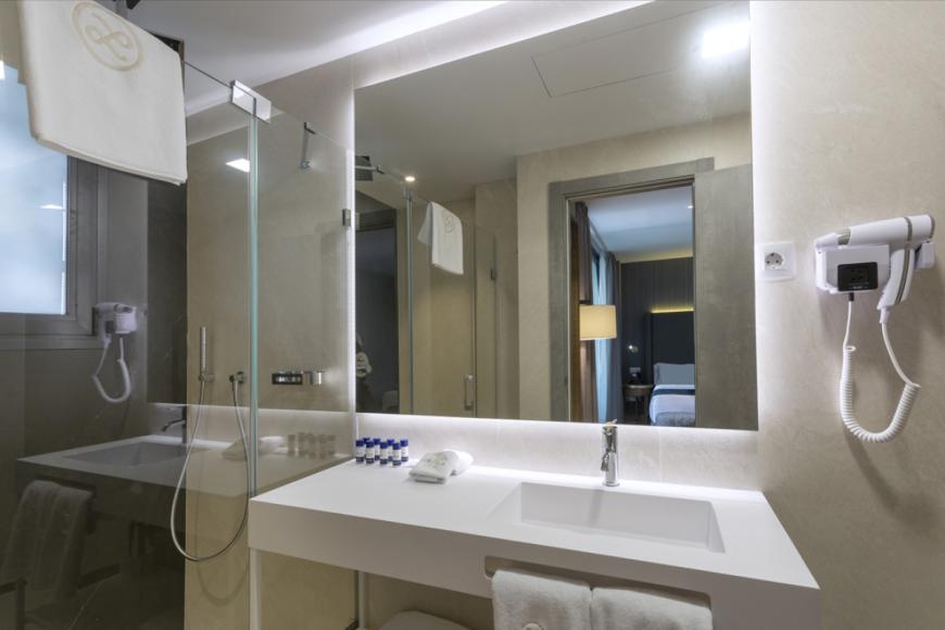 2 Sterne Hotel: Lima - Marbella, Costa del Sol (Andalusien), Bild 8