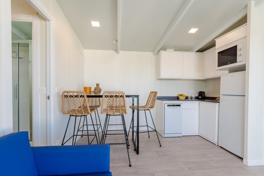 4 Sterne Hotel: Costa del Sol Glamping Village - Fuengirola, Costa del Sol (Andalusien), Bild 9