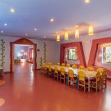 Emelda Sun Club, Bild 8