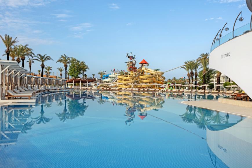 5 Sterne Hotel: Titanic Deluxe Lara - Antalya, Türkische Riviera, Bild 2