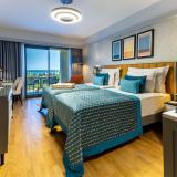 Arum Barut Collection, Bild 4