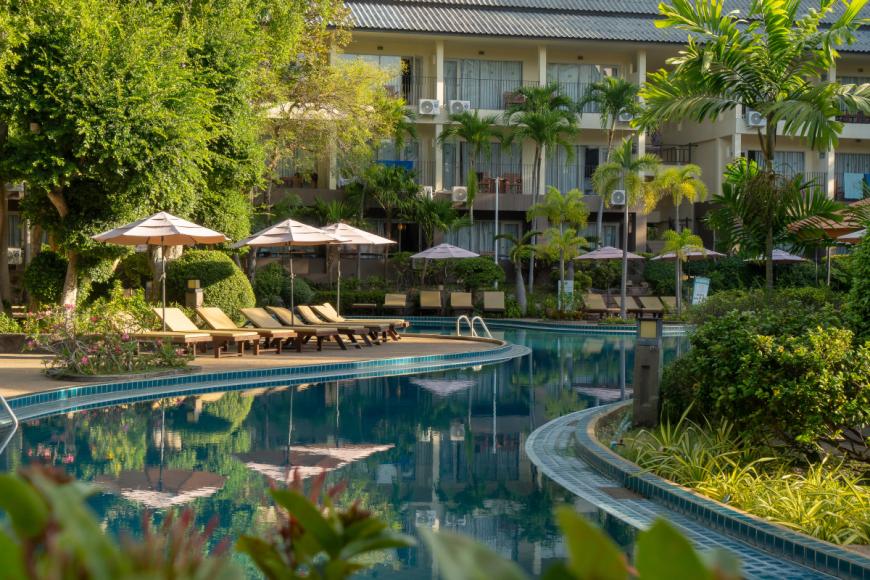 4 Sterne Hotel: Green Park Resort - Pattaya, Zentralthailand