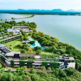 5 Sterne Hotel: DoubleTree by Hilton Weerawila Rajawarna Resort, Weerawila