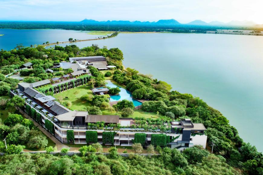 5 Sterne Hotel: DoubleTree by Hilton Weerawila Rajawarna Resort - Weerawila