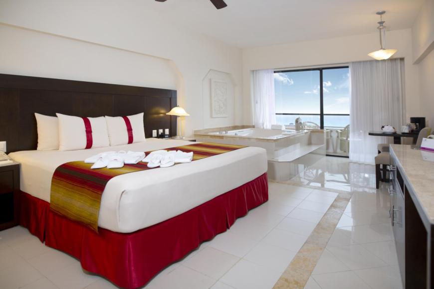 4 Sterne Familienhotel: Crown Paradise Club Cancun - Cancun, Yucatan, Bild 7
