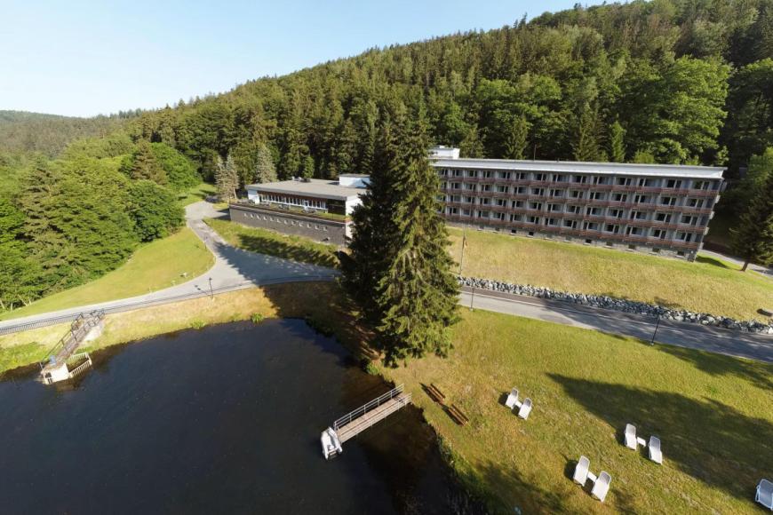 2.5 Sterne Hotel: Sunday Schwarzbachtal Hideaway Resort - Erlbach, Sachsen