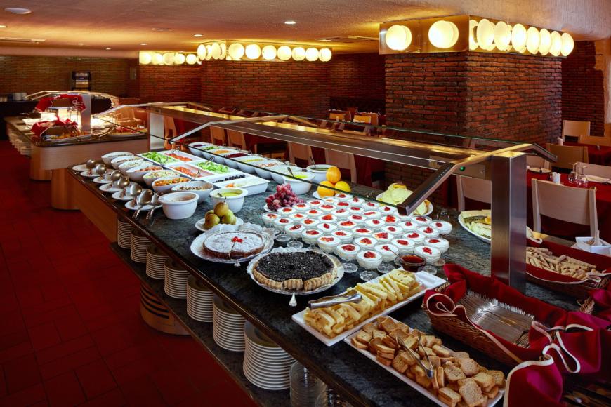 4 Sterne Hotel: Alcazar Beach & Spa - Monte Gordo, Algarve, Bild 6